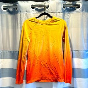 FIGS Underscrub, ombré orange.